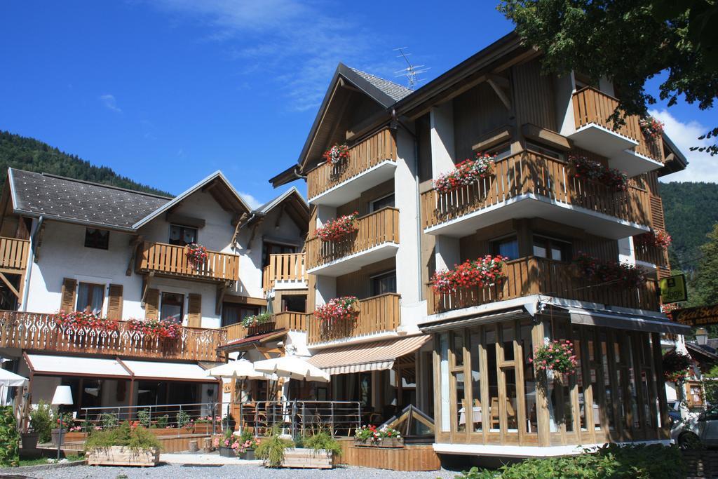 Logis Hotel Gai Soleil Samoens Room photo